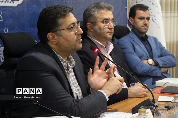 نشست دبیران دبیرخانه کشوری در هجدهمین جشنواره الگوهای برتر تدریس