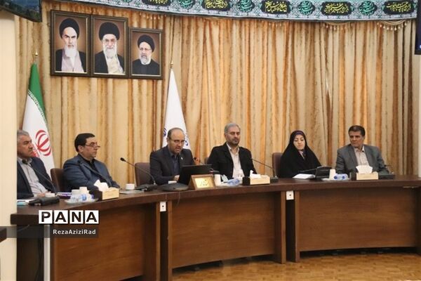 اولین گفت‌وگوی مجازی شورای آموزش و پرورش آذربایجان شرقی با مدیران مدارس سراسر استان