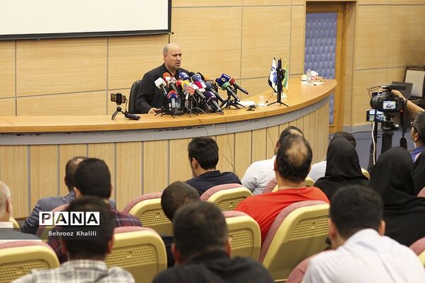 نشست خبری رئیس فدراسیون فوتبال