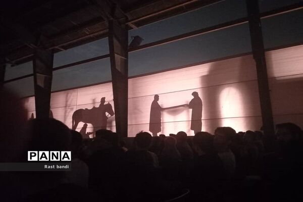 بازدید نمازگزاران نوجوان مسجد جامع جعفریه منطقه ۱۳ از نمایش تنهاتر از مسیح