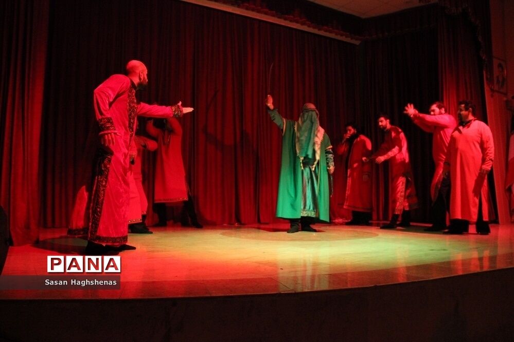 نمایش مذهبی «معرکه آب» در شهرستان اسلامشهر