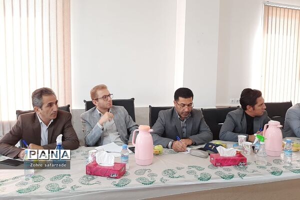 جلسه شورای آموزش و‌ پرورش رودهن
