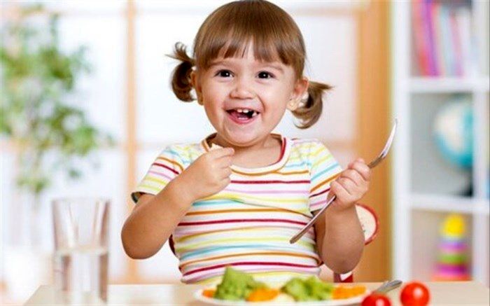 این 9 عادت‌ غذایی را به کودکان‌تان بیاموزید