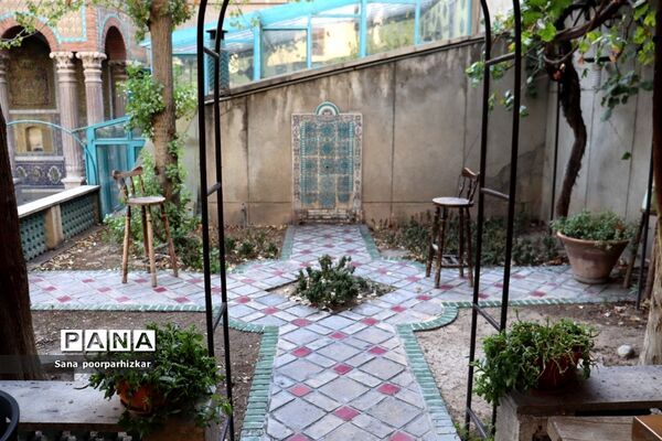 خانه موزه مقدم