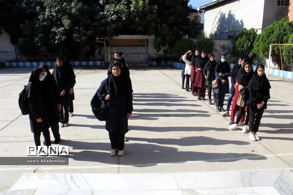 مانور بازگشایی مدارس در دبیرستان توحید