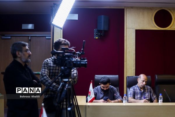 نشست خبری بیست و دومین کنگره بین‌المللی تازه‌های قلب و عروق