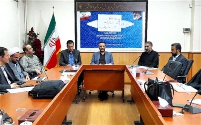 ضرورت انتقال پیام و مفاهیم دوران دفاع مقدس به نسل نوجوان و جوان