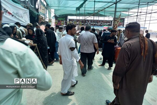 پذیرایی از زائران پاکستانی اربعین در مرز بین‌المللی ریمدان
