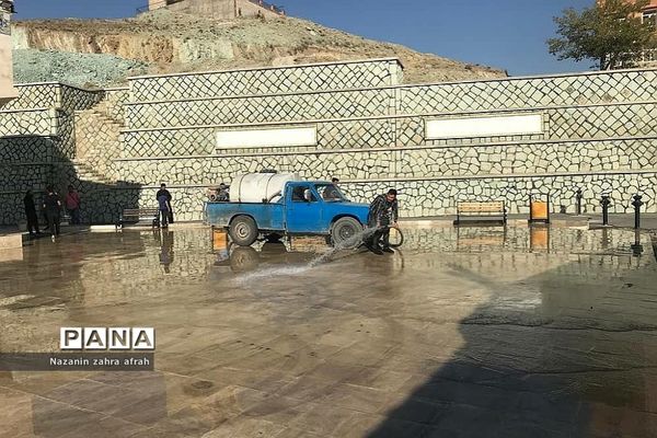 غبارروبی مزار شهدای گمنام رودهن در آستانه اربعین