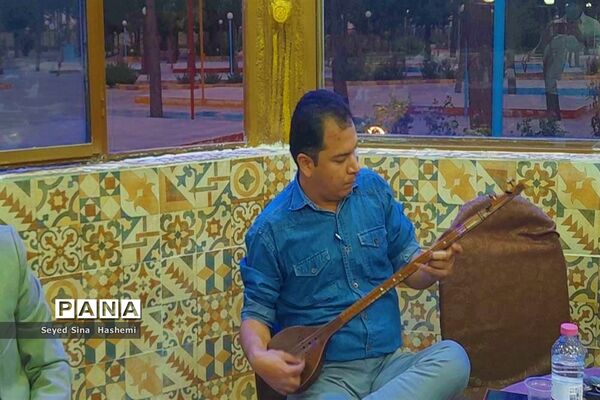 آیین تجلیل از فرهنگیان شرکت‌کننده در جشنواره معلمان هنرمند