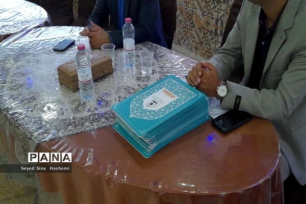 آیین تجلیل از فرهنگیان شرکت‌کننده در جشنواره معلمان هنرمند