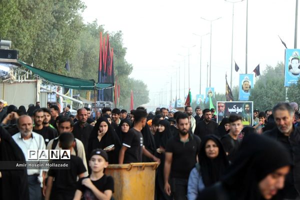 موکب فرزندان حاج‌قاسم در مسیر نجف به کربلا