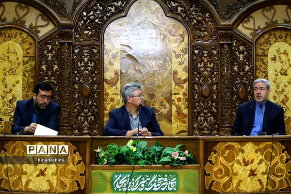 نشست خبری مدیرکل فرهنگ و ارشاد اسلامی آذربایجان شرقی