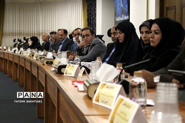 نشست مدیران ادارات تکنولوژی و گروه‌های آموزشی استان‌ها در اردوگاه شهید‌باهنر