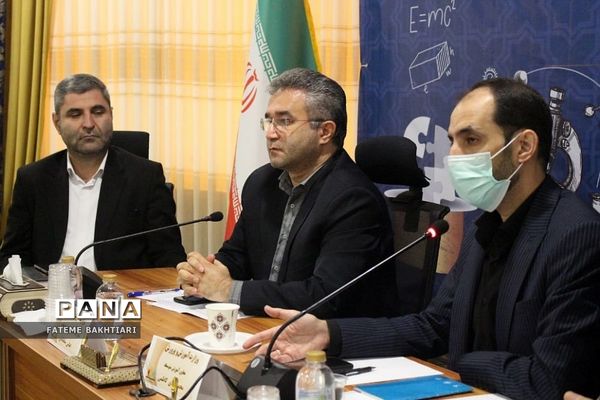 نشست مدیران ادارات تکنولوژی و گروه‌های آموزشی استان‌ها در اردوگاه شهید‌باهنر