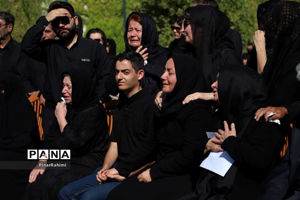 مراسم تشییع پیکر فیلمساز برجسته تبریزی