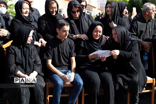 مراسم تشییع پیکر فیلمساز برجسته تبریزی