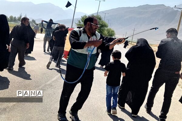 پیاده‌روی جاماندگان اربعین در شهرستان فریدن- استان اصفهان