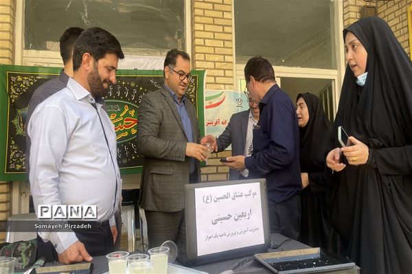 راه‌اندازی موکب اربعین عشاق الحسین (ع) در اداره آموزش و پرورش ناحیه یک اهواز