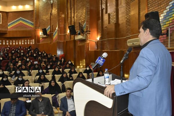 نشست هم‌اندیشی مدیران مدارس آموزش و پرورش ناحیه ۳ کرمانشاه