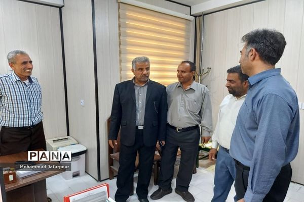 بازدید فرماندار شهرستان بوشهر از ادارات دولتی