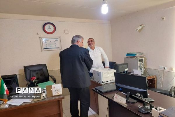 بازدید فرماندار شهرستان بوشهر از ادارات دولتی