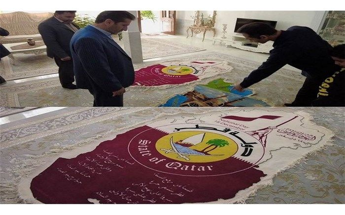 بافت یک تخته فرش توسط هنرمند خوش ذوق سرعینی به‌مناسبت مسابقات جام جهانی فوتبال