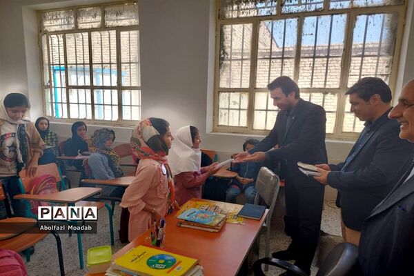 اختتامیه کلاس‌های تابستانی اوقات فراغت دارالقرآن شهید روشندل شهر کندر