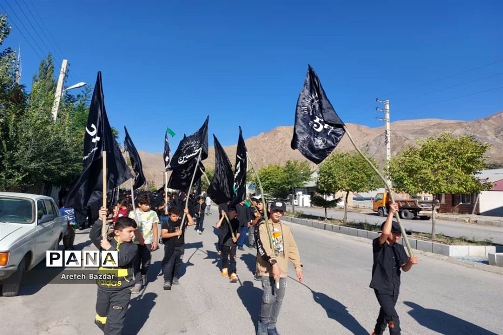 پیاده‌روی جاماندگان اربعین در بلده