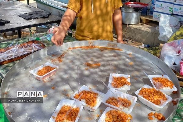 پذیرایی کریمانه مردم عراق از زائران اربعین