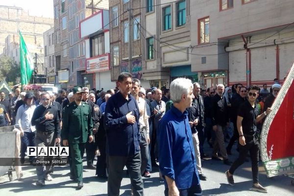 عزاداری بهارستانی‌ها در روز اربعین حسینی