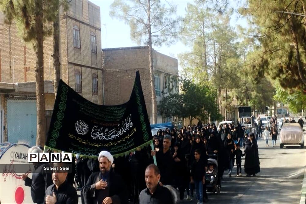 پیاده‌روی بزرگ اربعین حسینی در خلیل‌آباد