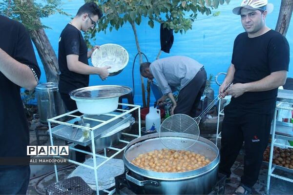 موکب فرزندان حاج قاسم، به همت سازمان دانش‌آموزی شهرستان‌های  تهران