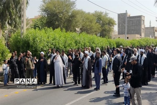 خدمت‌رسانی موکب قرارگاه عدالت تربیتی چابهار به عزاداران اربعین