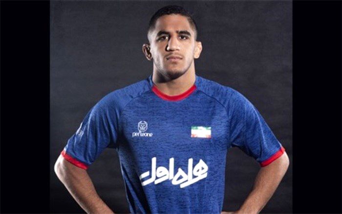 رحمان عموزاد مقتدرانه فینالیست شد
