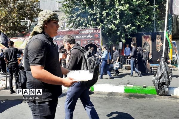 مراسم راهپیمایی‌ اربعین حسینی از میدان امام حسین تا حرم عبدالعظیم حسنی(ع)