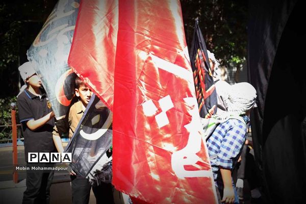 جاماندگان مسیر عشق