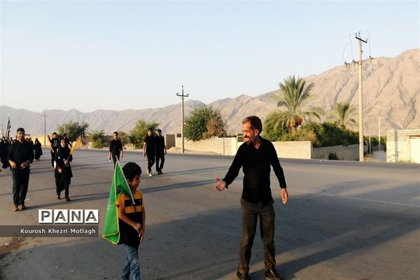 حضور پرشور مردم شهرستان کازرون در  پیاده‌روی جاماندگان اربعین حسینی