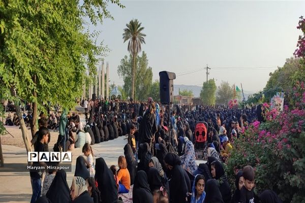 راهپیمایی عظیم جاماندگان اربعین حسینی (ع) در فورگ- استان فارس