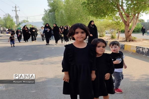 راهپیمایی عظیم جاماندگان اربعین حسینی (ع) در فورگ- استان فارس