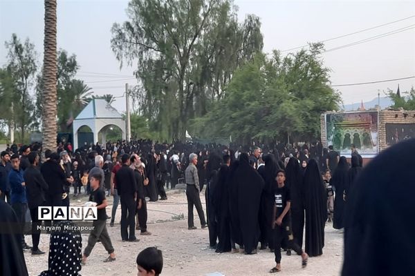 راهپیمایی عظیم جاماندگان اربعین حسینی (ع) در فورگ- استان فارس