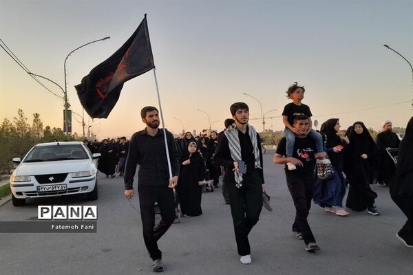 پیاده‌روی جاماندگان اربعین در قم-4