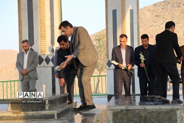 سفر مدیرکل آموزش و پرورش استان به شهرستان کنگاور