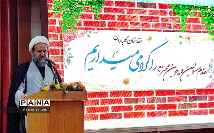 خودسازی، خداشناسی و مجاهدت سه عامل در مدیریت مطلوب است