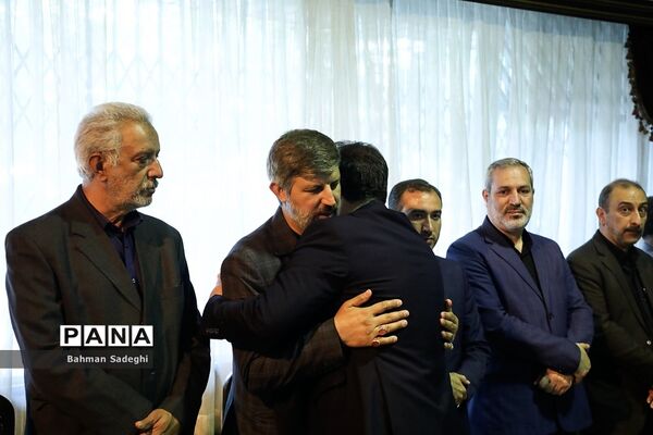 مراسم ترحیم پدر معاون پرورشی و فرهنگی وزارت آموزش و پرورش