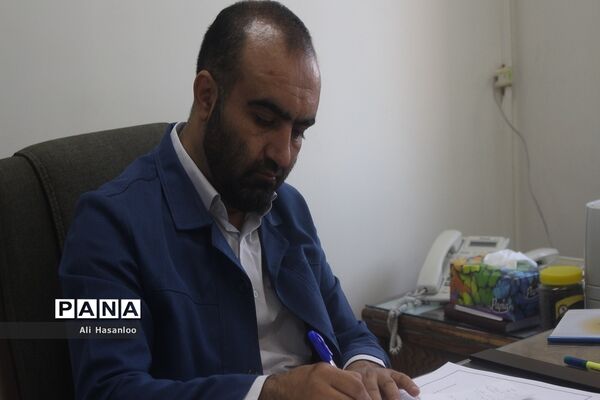 دیدار رئیس و کارشناسان سازمان دانش‌آموزی استان با مدیرکل امور اجتماعی و فرهنگی استانداری زنجان