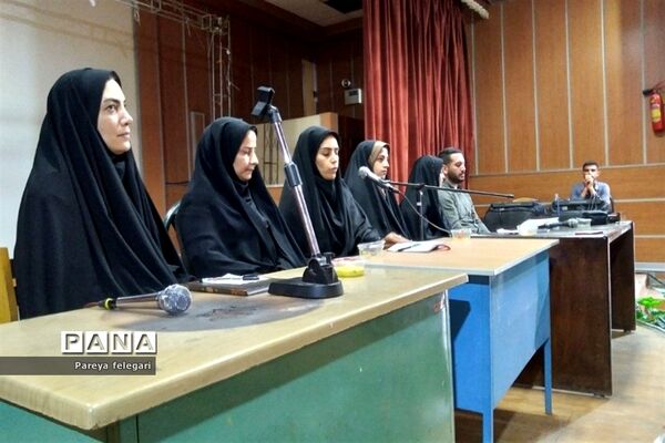 ‌برگزاری جلسه کارگروه مدیران مدارس ابتدایی و متوسطه‌ اول‌ و‌ دوم در شهرستان قرچک