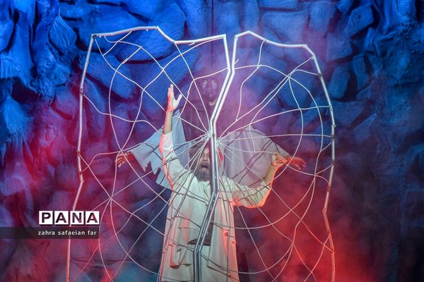 اجرای نمایش میدانی محشر در شیراز