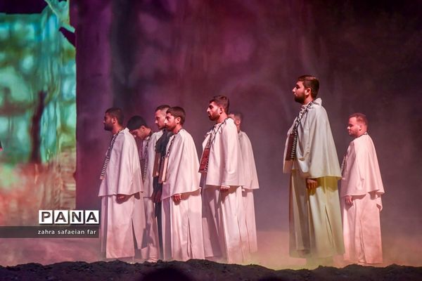 اجرای نمایش میدانی محشر در شیراز