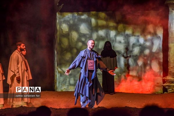 اجرای نمایش میدانی محشر در شیراز